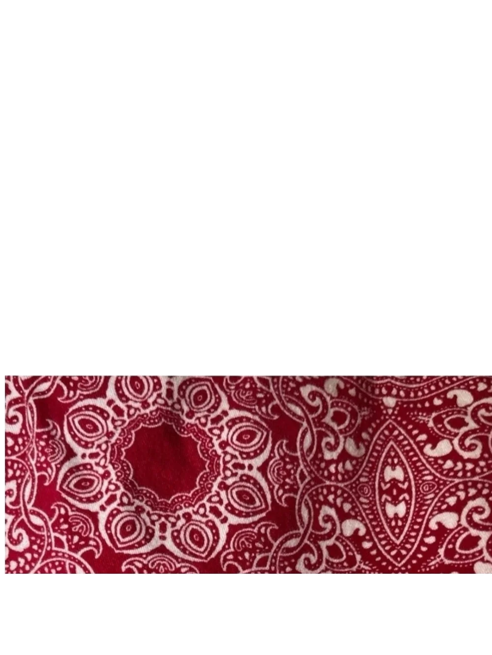 Westport Womans Shorts Red & White Paisleyish Print Sz 12- 5 Pocket Style Cotton